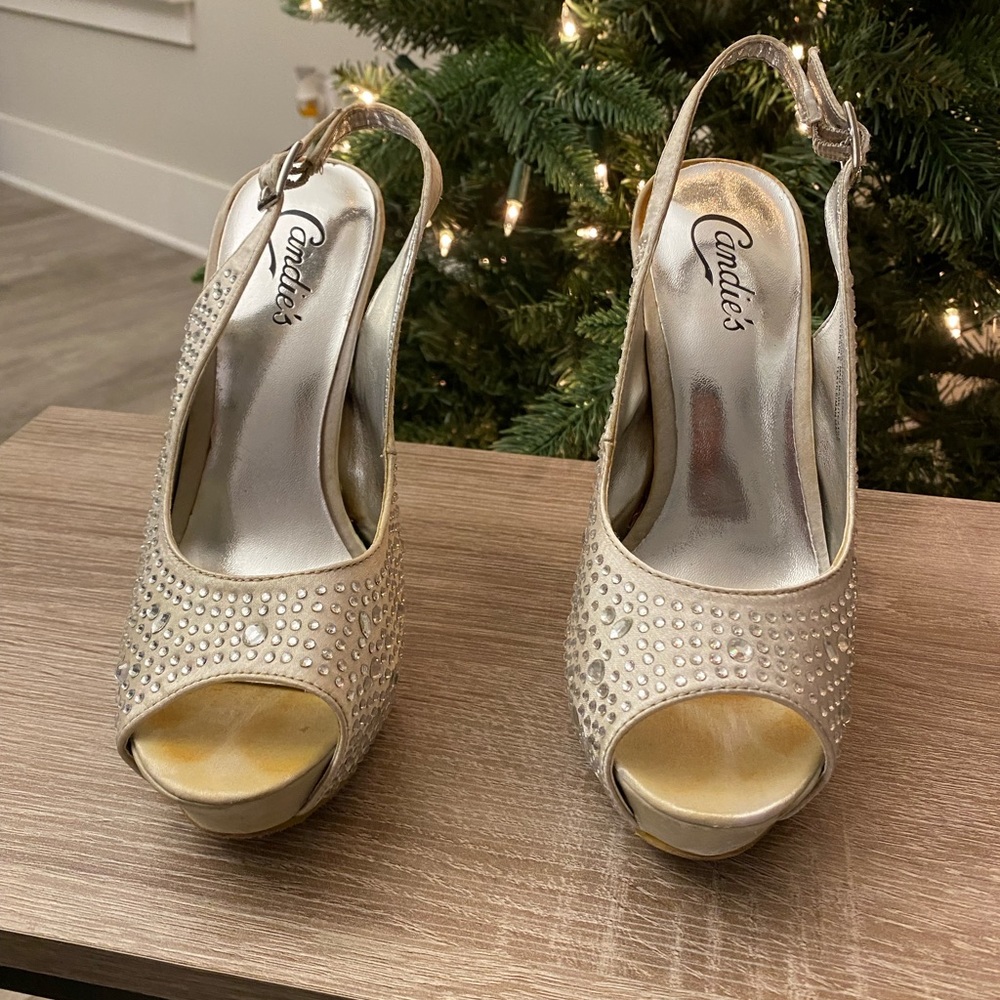 Candies silver peep toe sling back